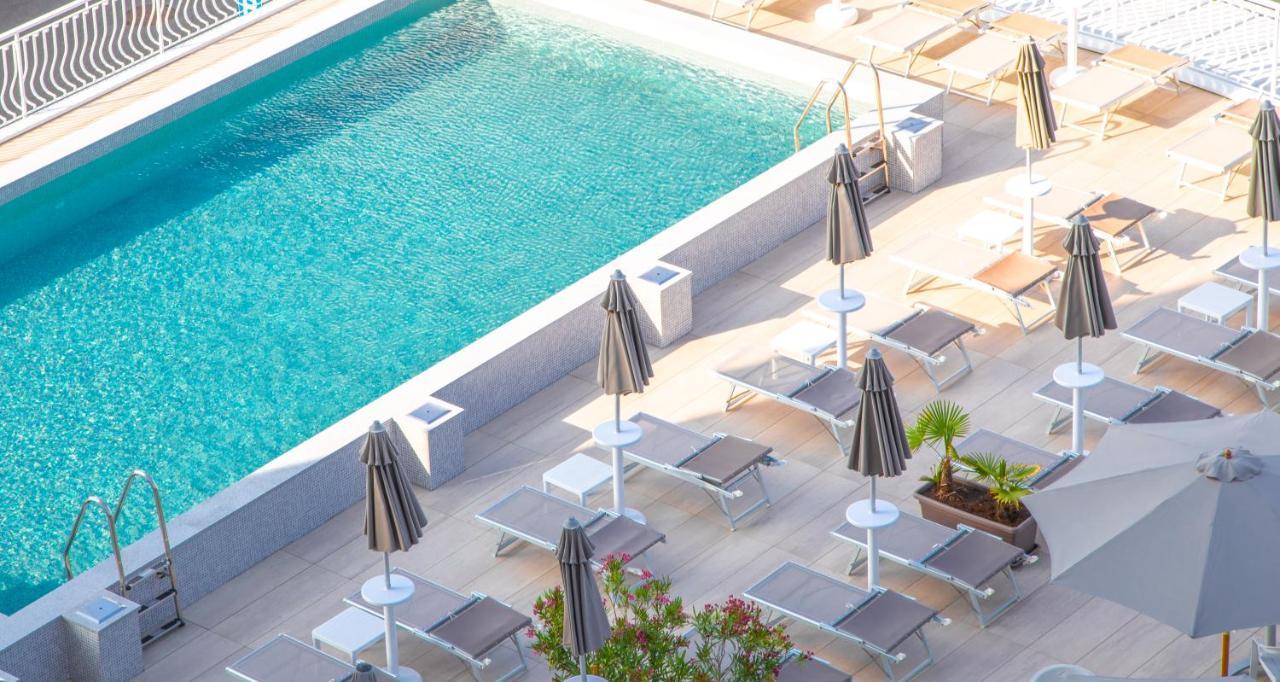 Hotel Nember Lido di Jesolo Exterior foto